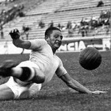 范尼在皇马，禁区之王的高光与遗憾