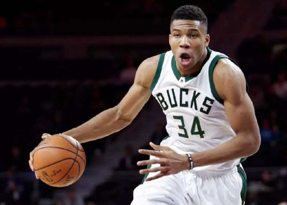 天赋异禀，解密字母哥的恐怖臂展如何重塑NBA
